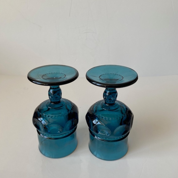 Two Wine Goblets by Indiana Glass Thumbprint King's Crown Cobalt Blue Vintage - Picture 3 of 6